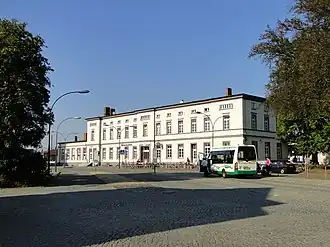 Empfangsgebäude (2011)