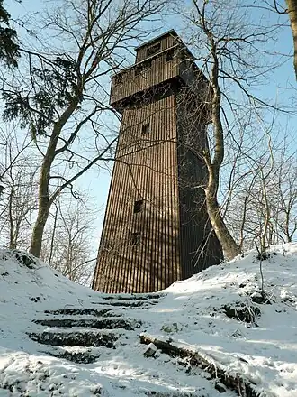 Der Lupfenturm auf dem Gipfel des Lupfen