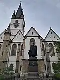 Ansicht von Südwesten mit Bischof-Teutsch-Denkmal