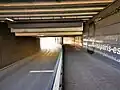 Am Tunnel a Richtung Houwald. Rechts der Fußgänger- und Radweg.