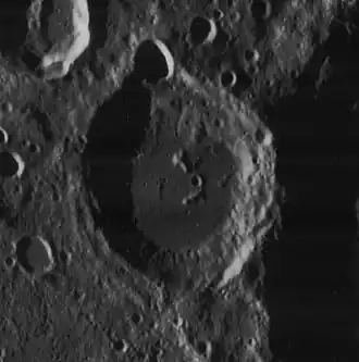 Lyapunov-Mondkrater