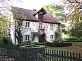 "Altes Backhaus" an der Drüggelter Kapelle mit Skulpturengarten.