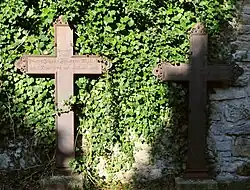Grabkreuze der Eltern in Mühlberg