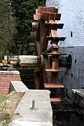 Das neue Mühlrad an der Molzmühle