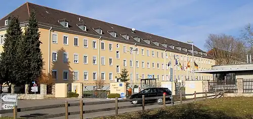 Robert-Schuman-Kaserne Müllheim im Markgräflerland: Stabsgebäude Deutsch-Französische Brigade