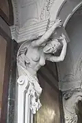 Karyatide