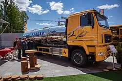 MAZ-6310 als Milchsammelwagen auf einer belarussischen Landwirtschaftsmesse (2021)