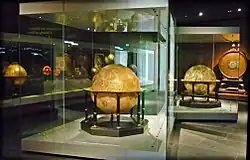 Universum der Globen im Neuen Saal im Zwingerwall