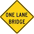 Zeichen W5-3 Einspurige Brücke