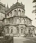 1957