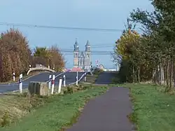 Blick von der L49 (aus Niedern­dodeleben) vor der Autobahn A14
