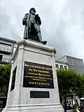 Der Sockel des Gutenberg-Denkmals ist aus Lahnmarmor