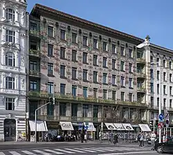 Majolikahaus, 1898
