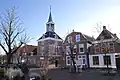 de Waag im Zentrum von Makkum