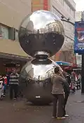 The Spheres (dt.: Kugeln), (1979)