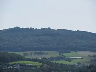 Blick vom Salchendorfer Ehrenmal zur Mahlscheid