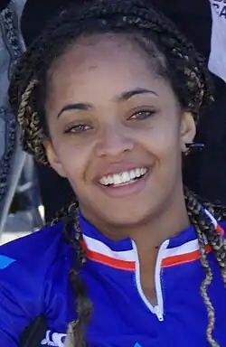 Manon Valentino (2014)