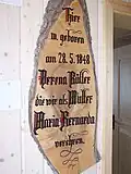 Gedenktafel vor dem Maria-Bernarda-Zimmer