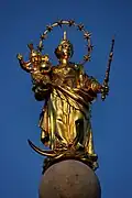 Marienfigur auf der Säule