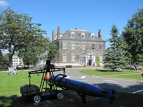 Umgebender Park