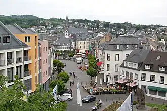 Marktplatz von der Genovevaburg aus