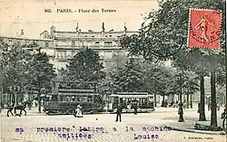 Anderer Schienenweg der CGO vor der Metrostation.