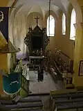 Innenraum der verwaisten evangelischen Kirche