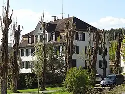 «Neues Haus»