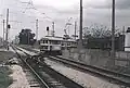 Ex-Melbourne 454 mündet in das westliche Eisenbahngleis