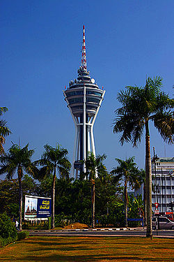 Der Alor Star Tower, ein 165,5 m hoher Fernseh- und Aussichtsturm.