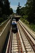 Die Strecke der M2 verläuft an drei Stellen oberirdisch, wie hier kurz vor der Station La Sallaz