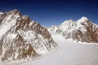 Berge am Nigertiip Apusiia