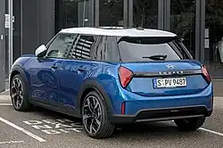 Fünftürer (F65)