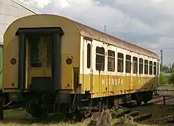 Auf dem Abstellgleis: Ehemaliger Buffetwagen aus den Städteexpress-Zügen (ab 1976)