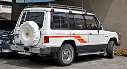 Pajero Fünftürer (Heckansicht)