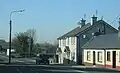 Die N7 in Moneygall. Rechts die Abzweigung zur R490 nach Borrisokane und Cloughjourdan.