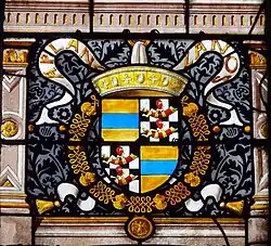 Fenster 4, Wappen
