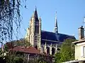 Blick von der Rue du Temple auf die Stiftskirche