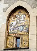 Mosaikwandbild aus dem Jahr 1890 von Wilhelm Walter am mittleren Burgtor