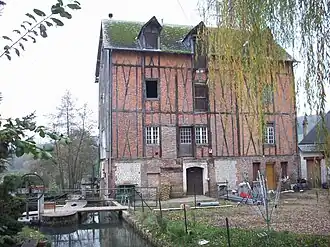Wassermühle am Flüsschen Héron