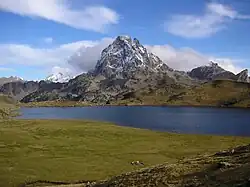 Lac Gentau, Long Trail
