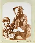 Mrs. Vivian und der kleine Ernst