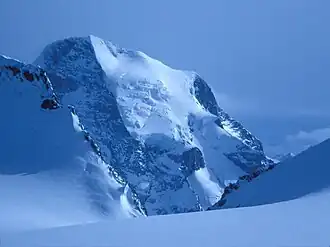 Mount Sir Sandford vom Gothics-Gletscher aus