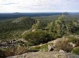 Blick vom Granite Peak auf den Mount Roe