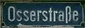 Grotesk in Metallguss
