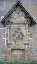 Der barocke Außenaltar neben dem Südportal