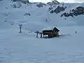 Ehemalige Muggengratbahn, ein Sessellift am Ufer des Zürsersees, 2009 durch 6er-Sessellift ersetzt.