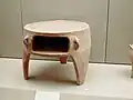 Kleiner Ofen aus gebranntem Ton