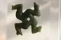 Zoomorphes Nephrit-Amulett aus Kardschali, Bulgarien, ≈&nbsp;6000 v. Chr.
