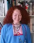 Eine udmurtische Dame mit dunkelrotem Haar (MushNadii)